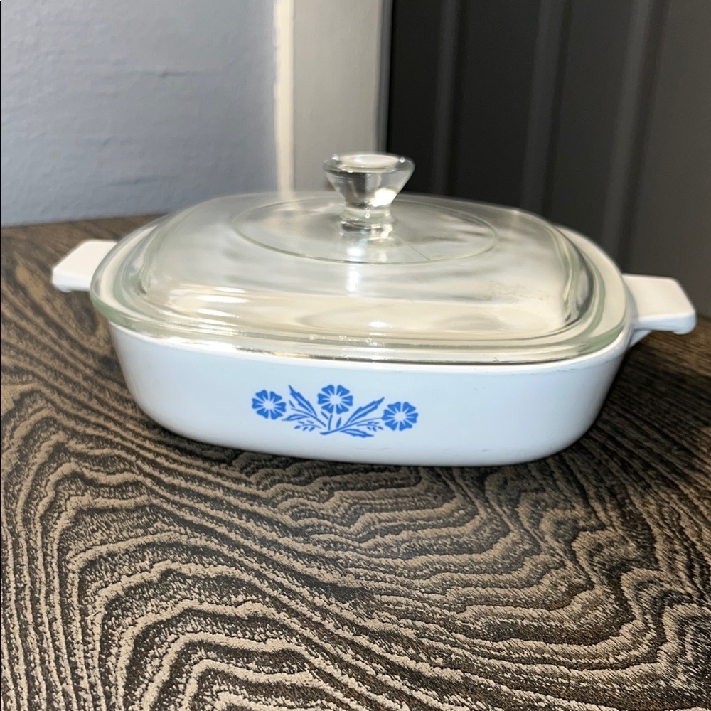 1960s Corning Ware Glass Lid White 7 in. Dish Blue Cornflower Design P-7-B USA